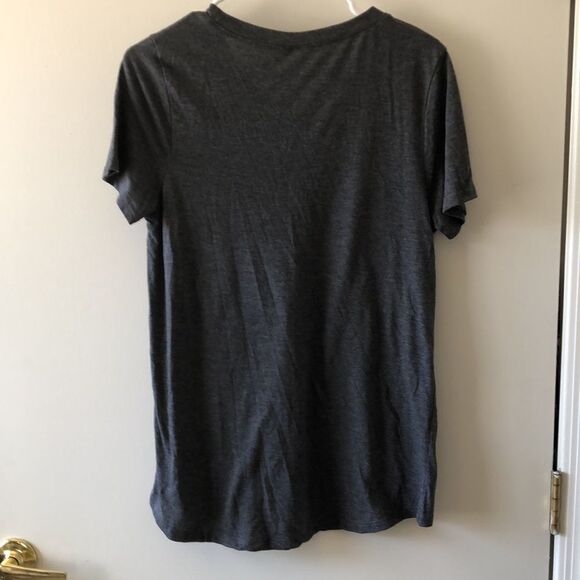 Wizarding World Hogwards T-shirt Size XL GUC - Picture 2 of 4